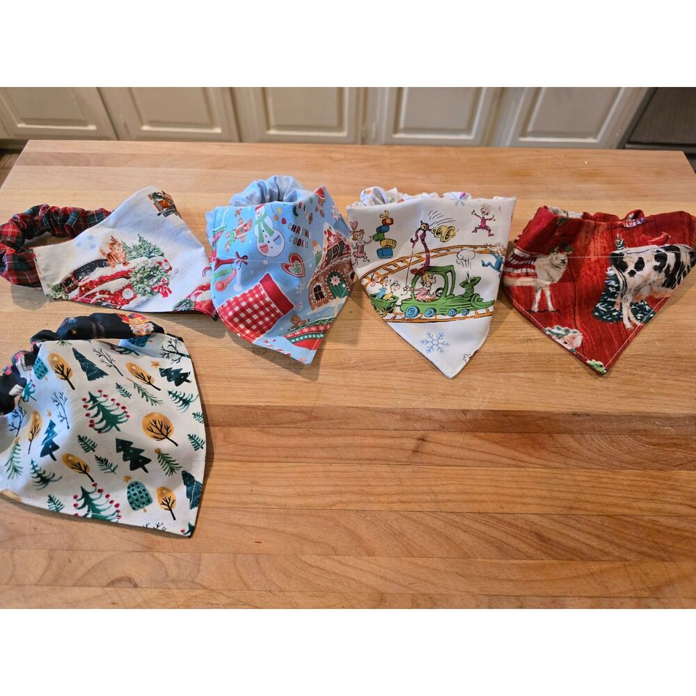Christmas Holiday Scrunchie Bandana for Dogs Set of 5 Reversible Hand Sewn SZ SM